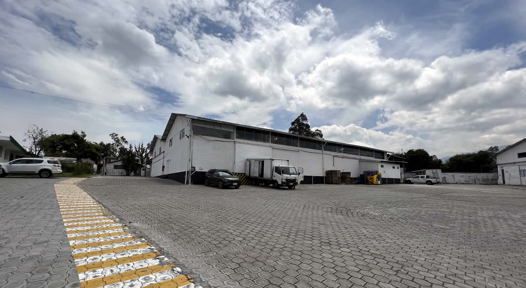 Parque Industrial Bodegas Itulcachi-Pifo